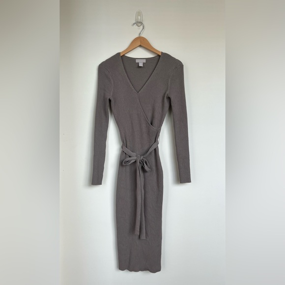 “H&M” Midi Beige Knit Bodycon Dress - Picture 1 of 3